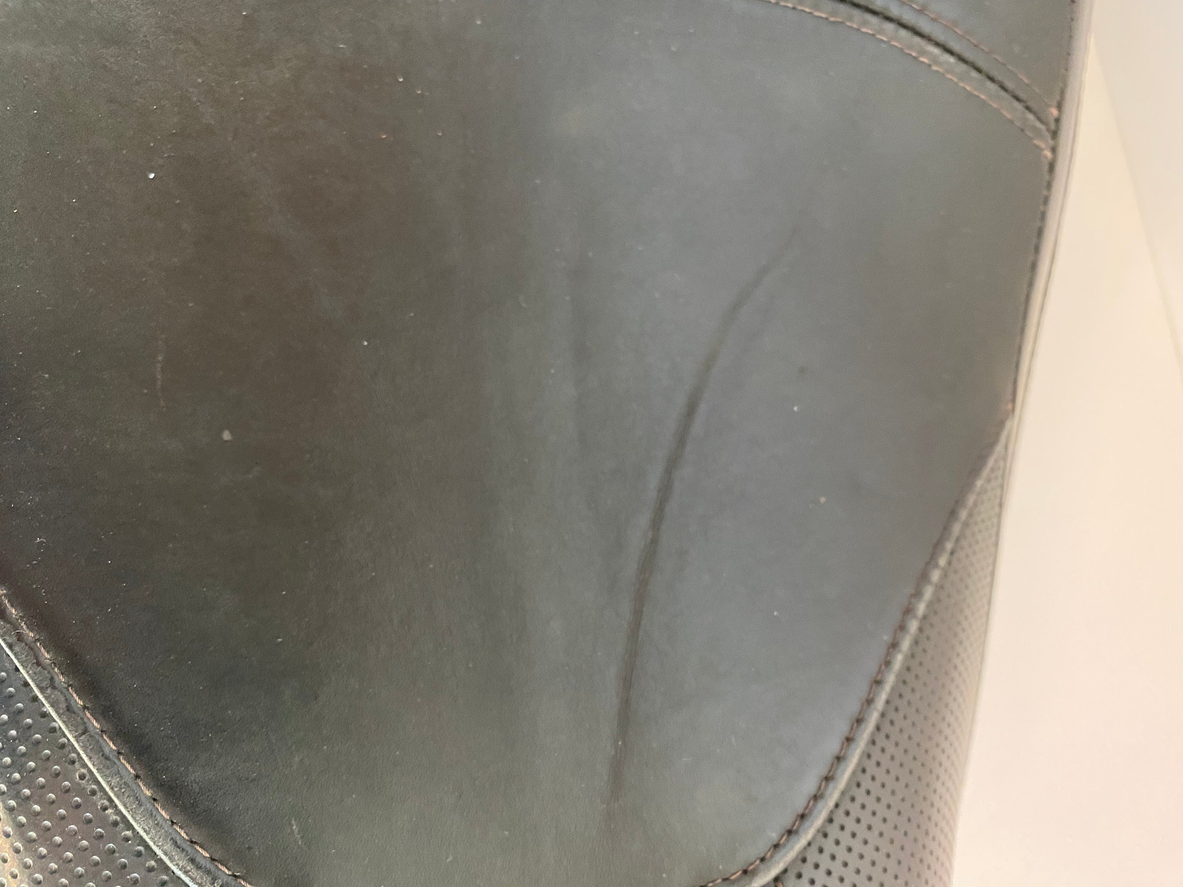 Selle solo Softail Breakout CVO Harley Davidson REF OEM 52000239