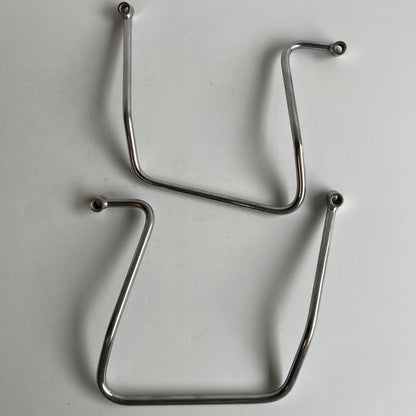 Jeu écarteurs de sacoches Dyna Harley Davidson REF Idem 90589-91D