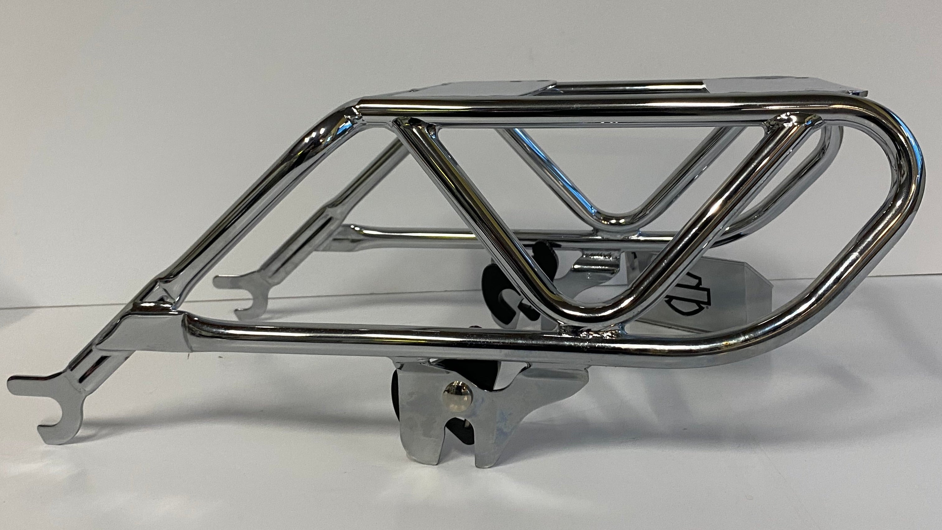 Support détachable tour pack Softail Harley Davidson REF 53066-00B