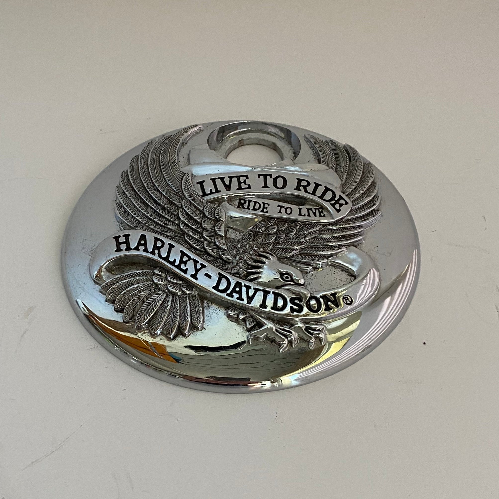 Trappe à carburant "live to ride" chromée Touring Harley Davidson