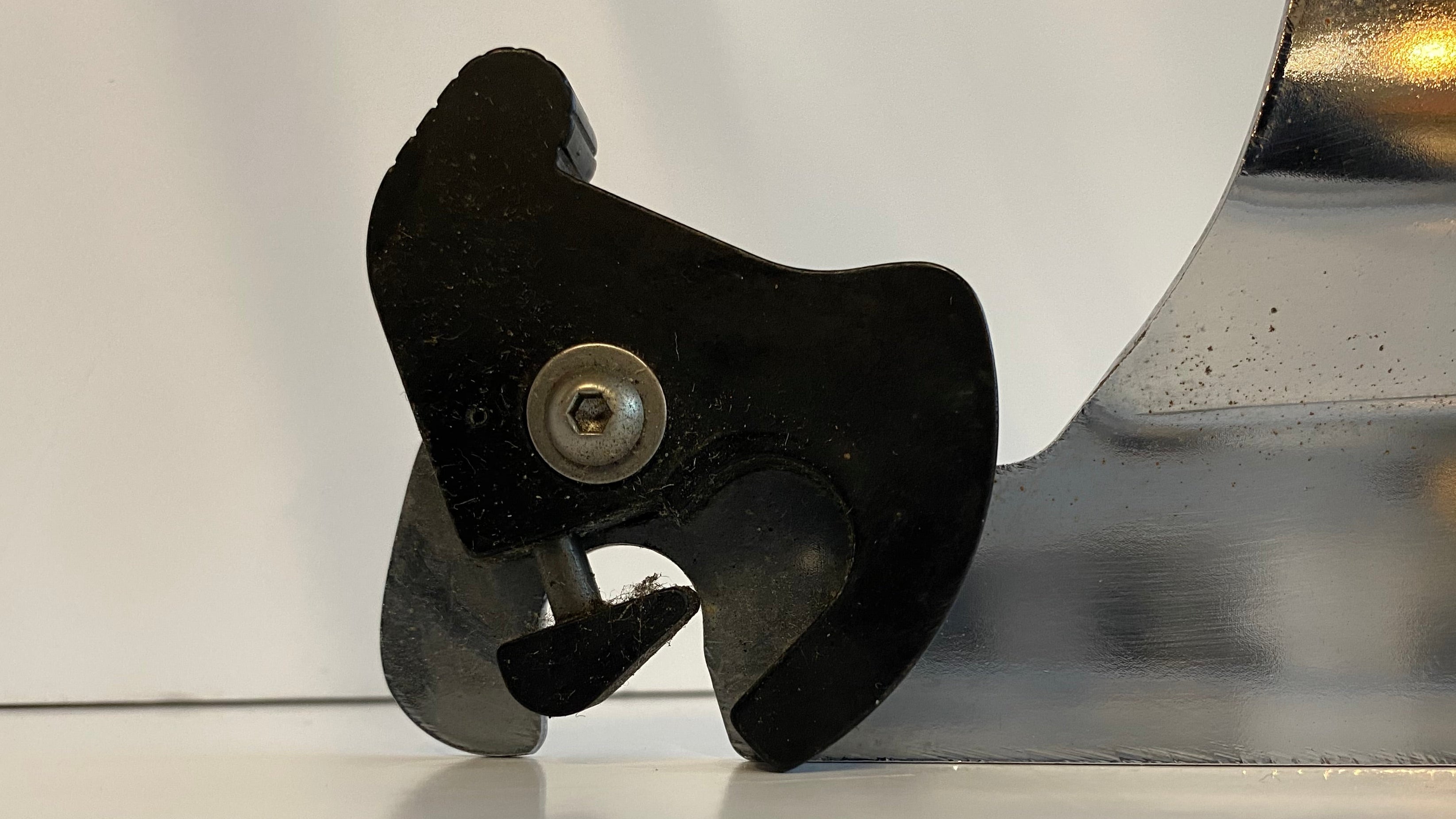 Sissy bar chromé détachable Softail 1340 Harley Davidson REF 53549-95 & 52735-85