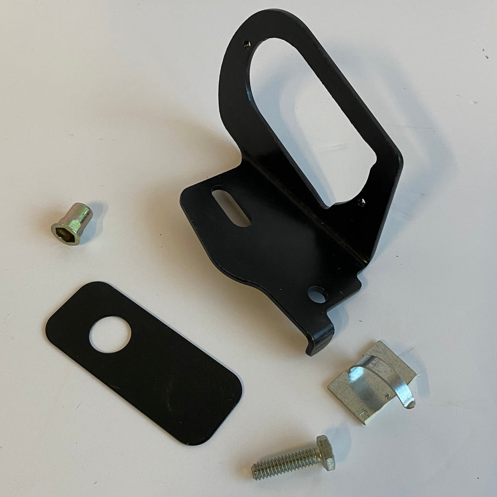 Support commande sissy bar pilote Touring Harley Davidson REF 52332-08