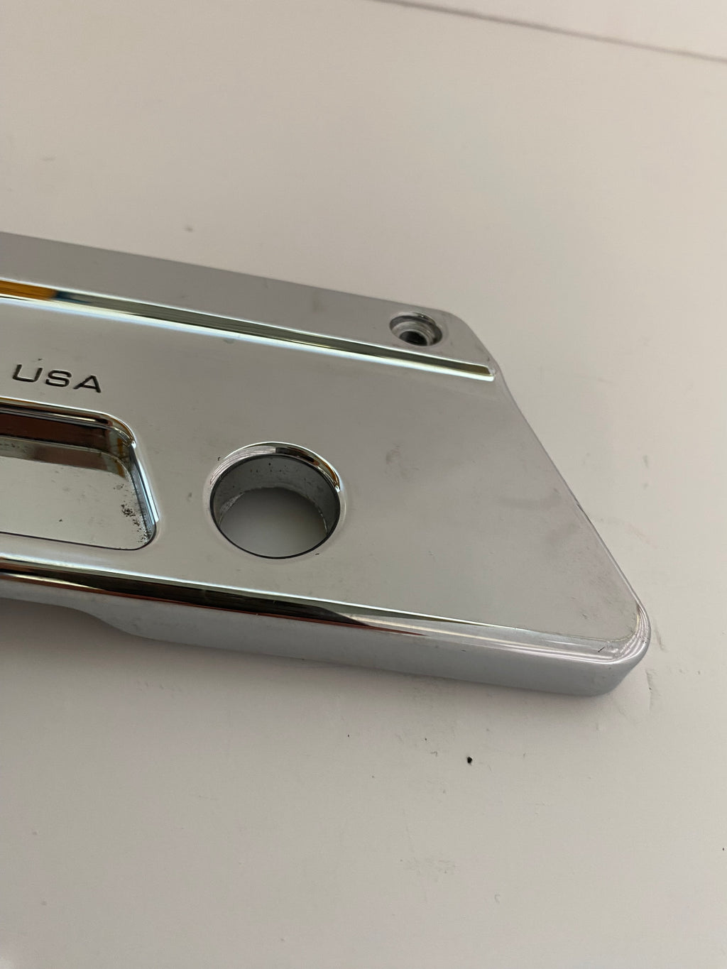 Harley Davidson left saddlebag hinge cover REF OEM: 90603-93A