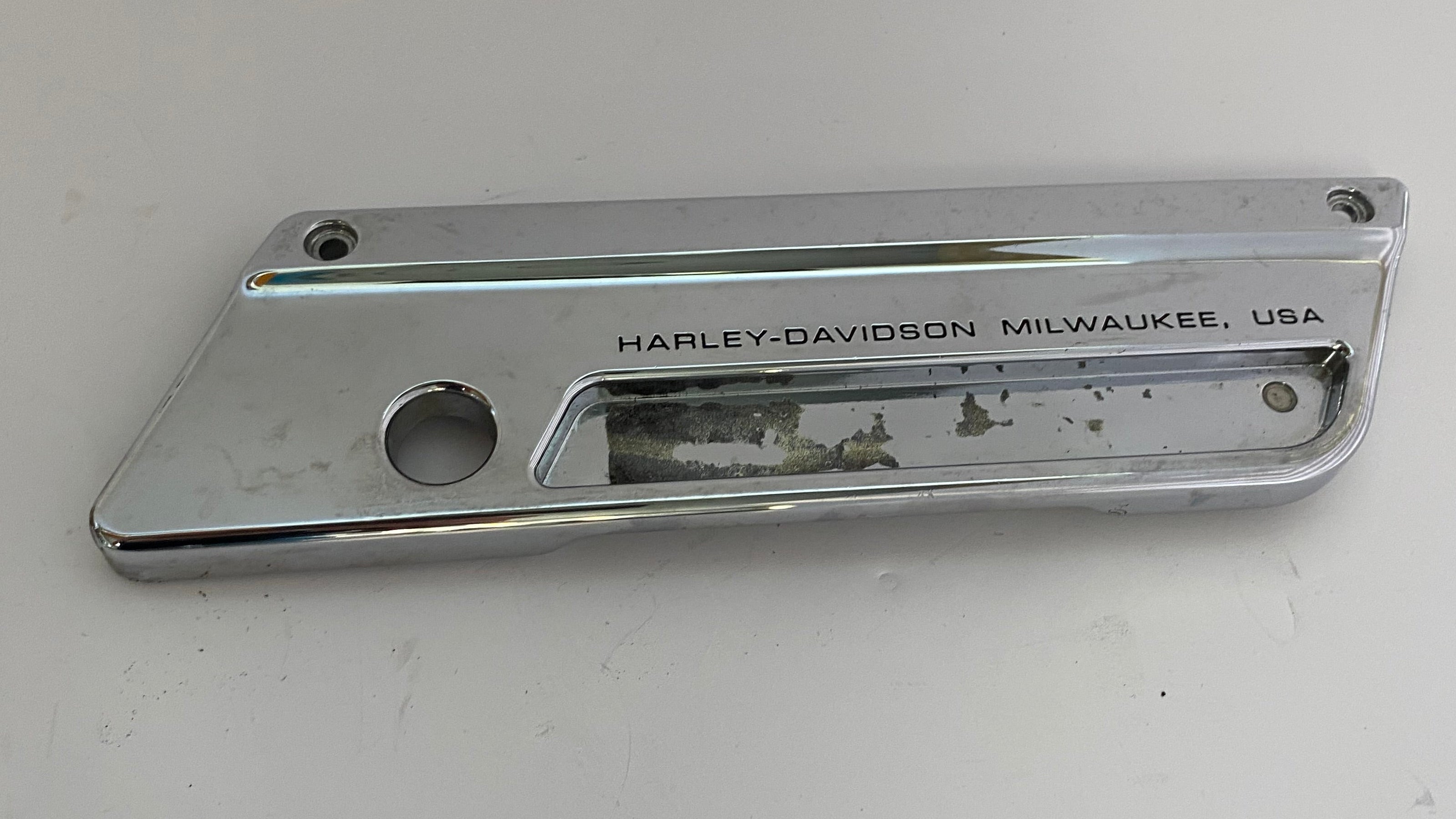 Harley Davidson Left Saddlebag Hinge Cover REF OEM 90603-93A