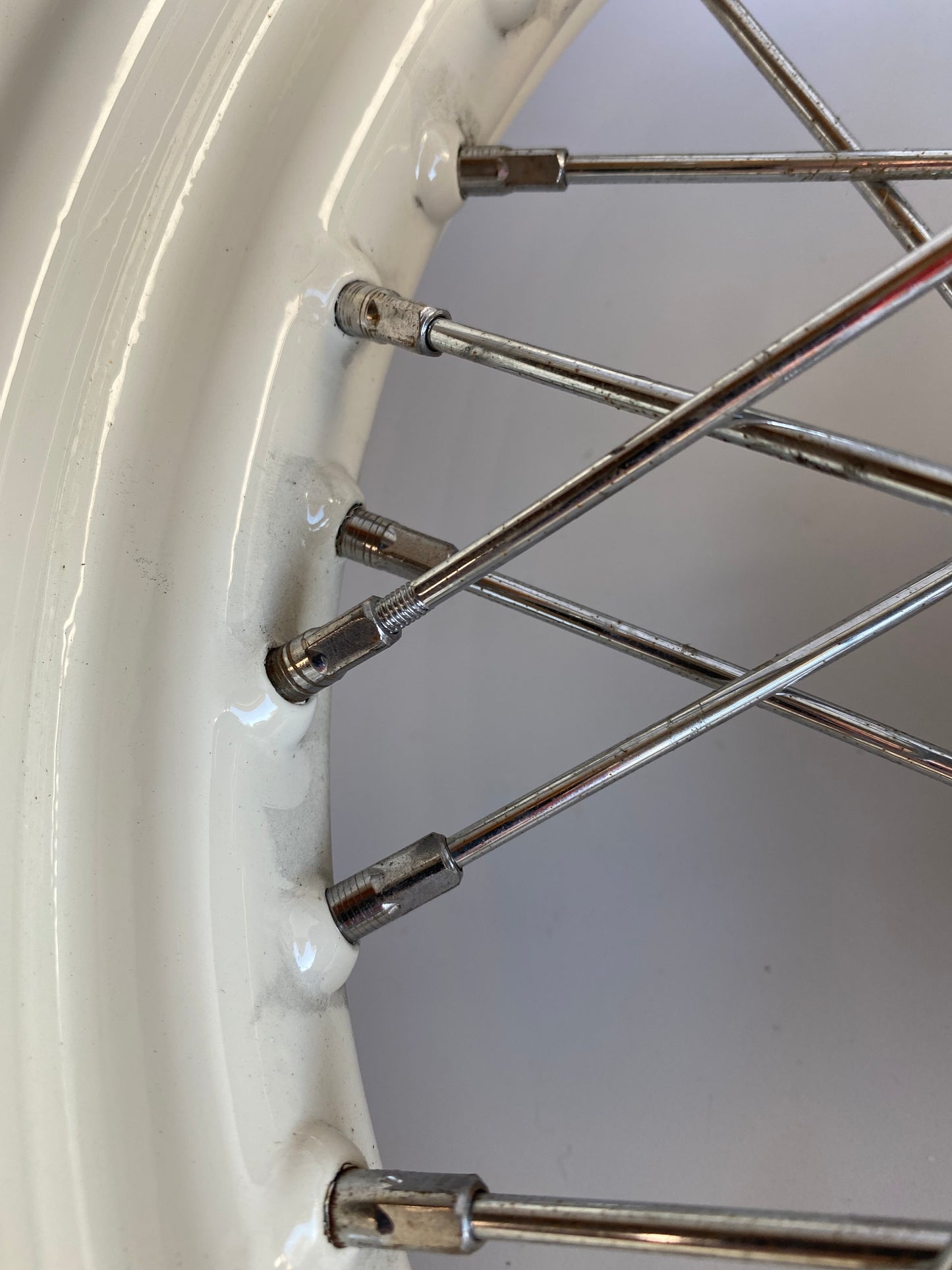 Roue arrière 3.00 x 16  40 rayons Harley Davidson REF MCS : 578469