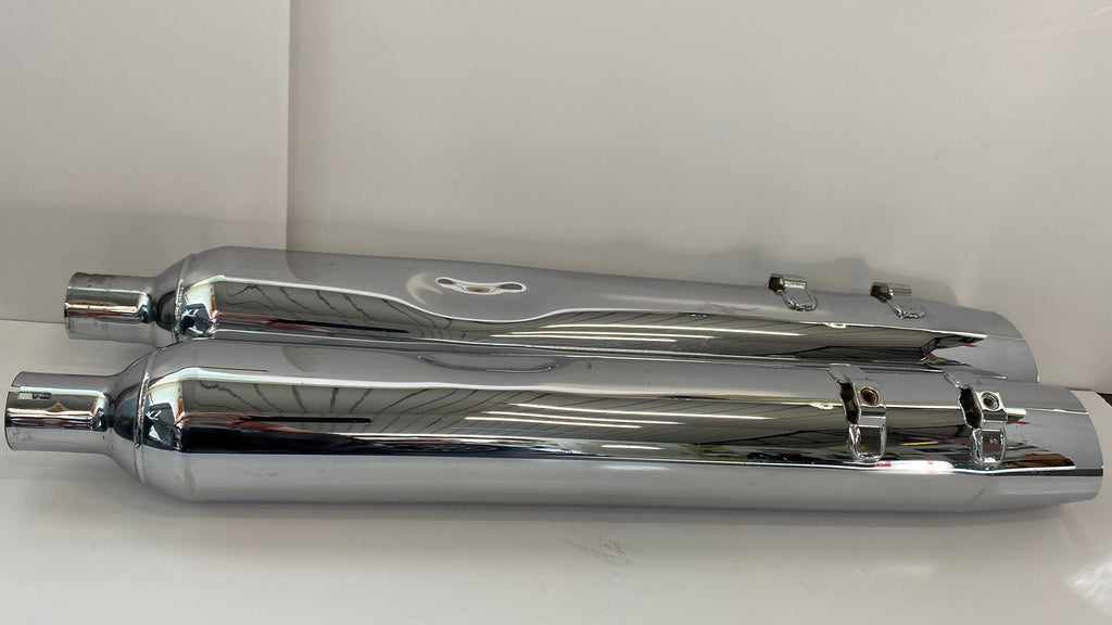 Genuine Harley Davidson Touring exhaust silencer set OEM REF 65863-07 & 65949-07