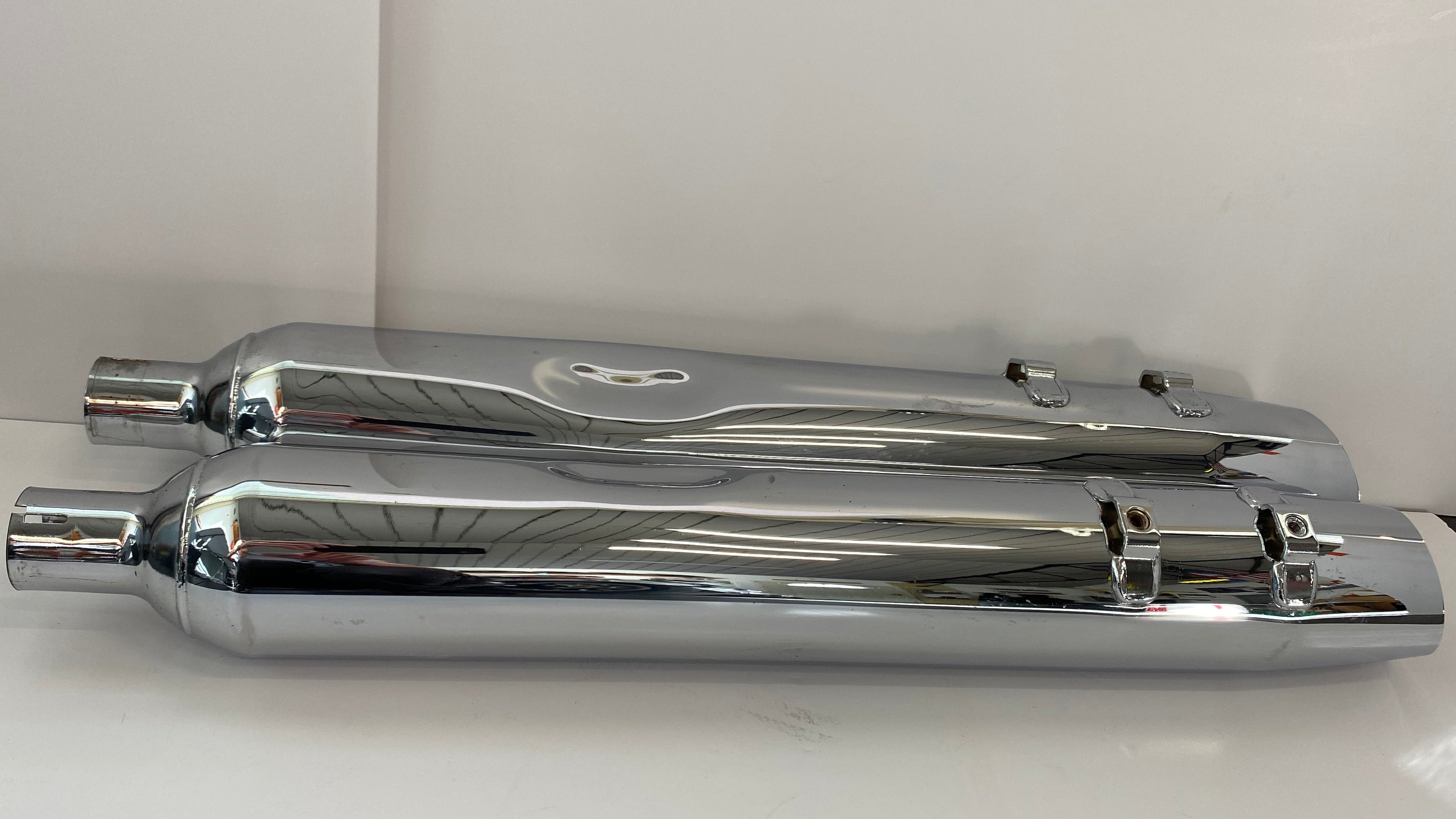 Genuine Harley Davidson Touring exhaust silencer set OEM REF 65863-07 & 65949-07
