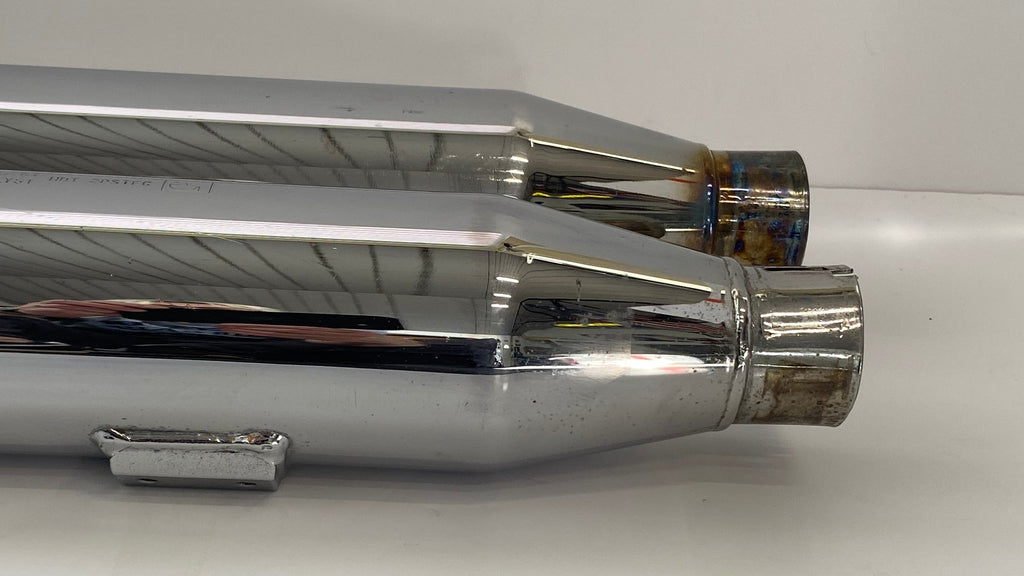 Harley Davidson Softail Fat Boy Exhaust Muffler Set OEM REF 65939-07 & 65950-07