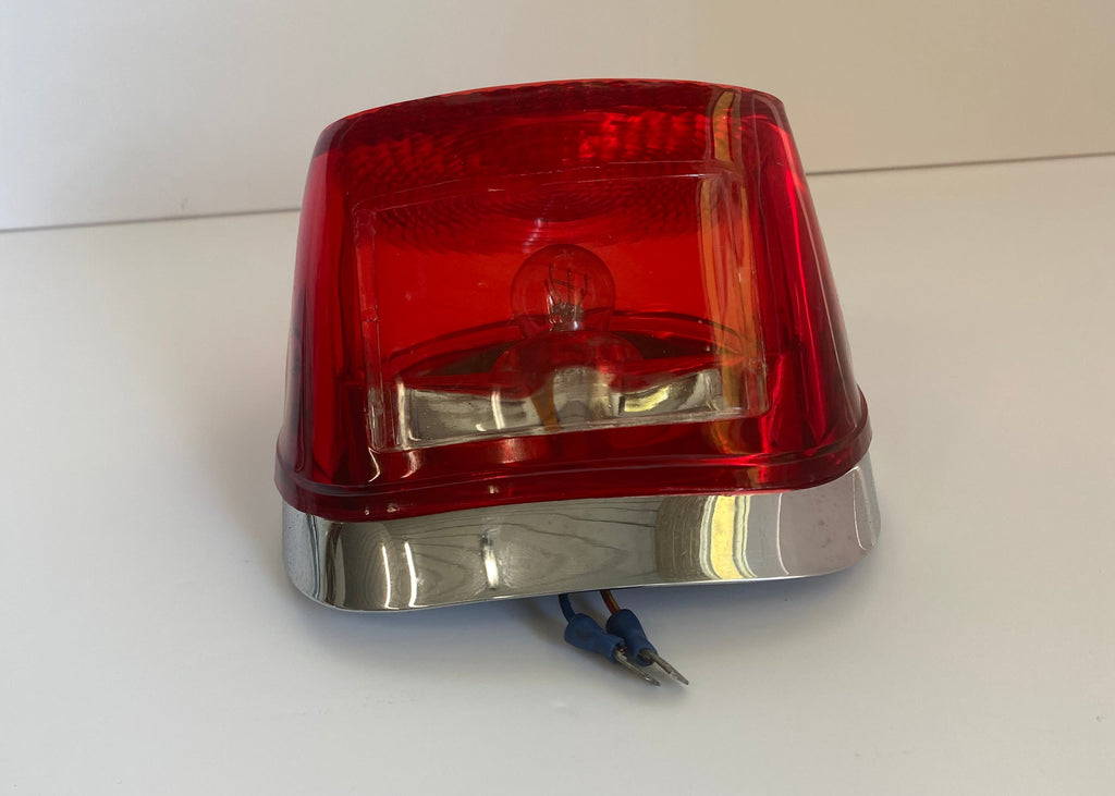 Feu arrière complet Harley Davidson REF OEM : 68049-93B
