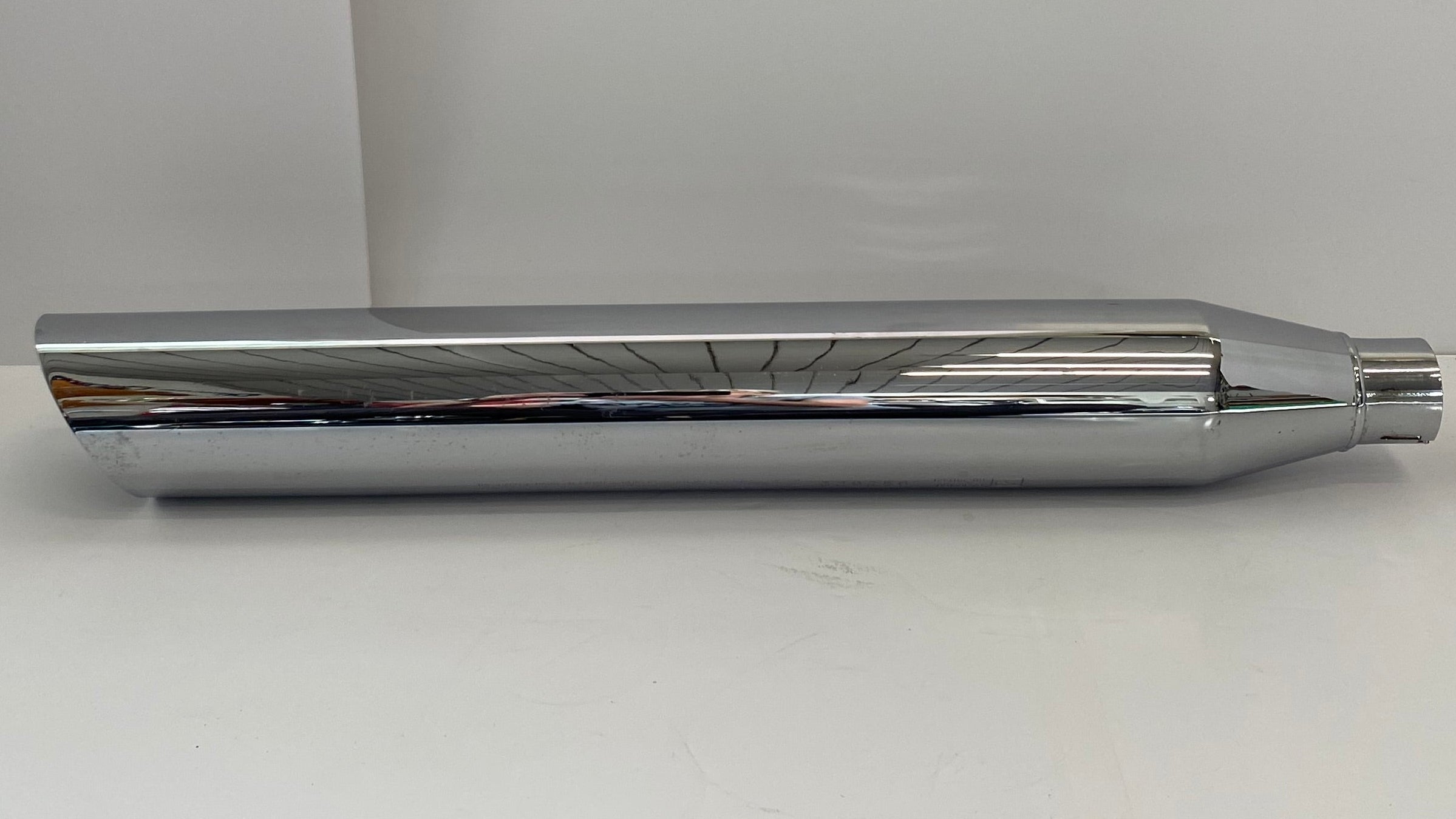 Silencieux échappement supérieur Dyna Fat Bob Wide Glide Harley Davidson REF 64705-08