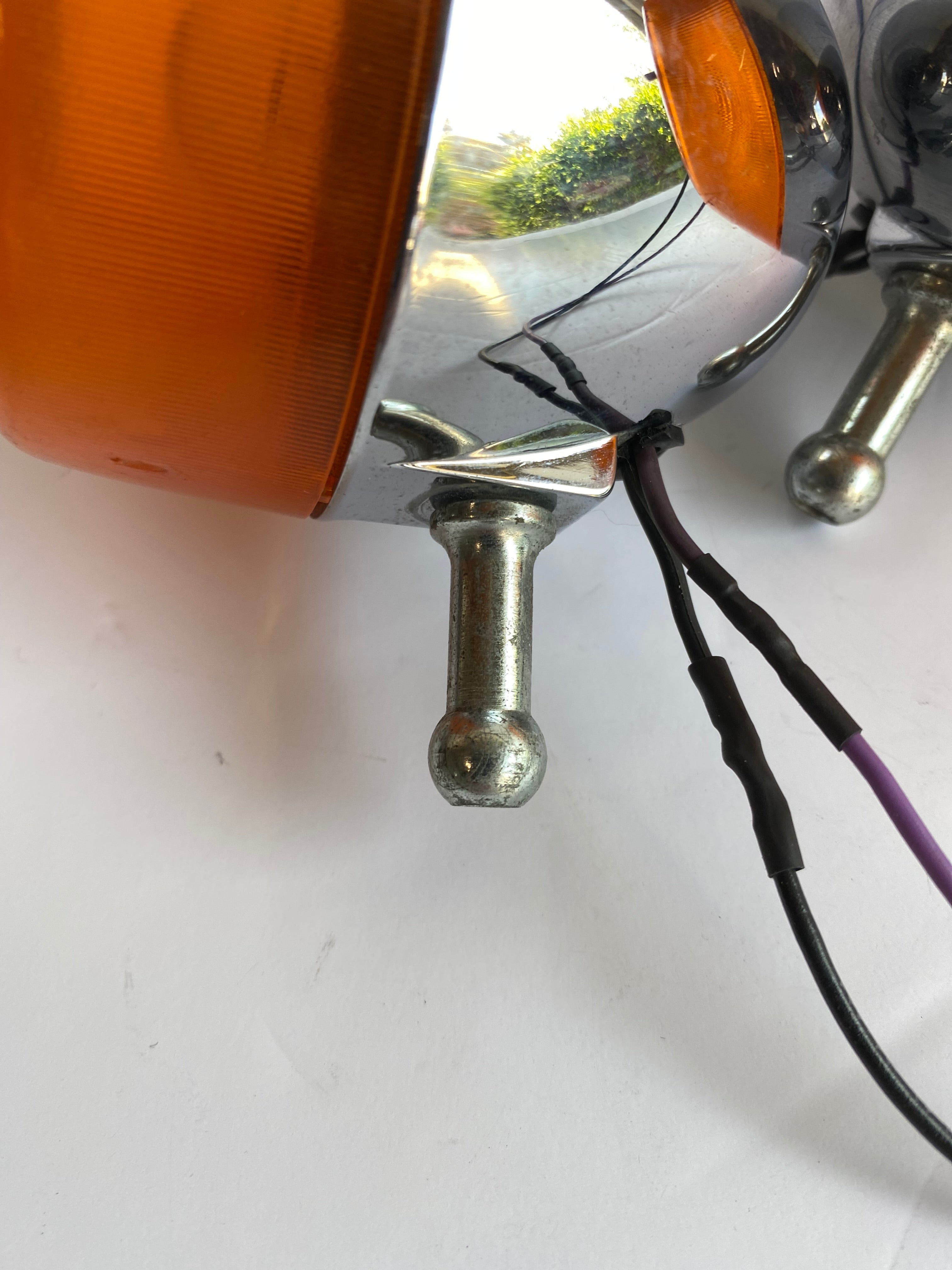 Harley Davidson Front Turn Signal Set OEM REF: 68408-86D