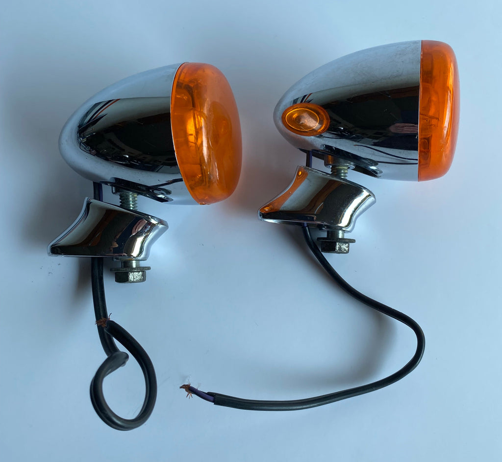 Harley Davidson Chrome Front Turn Signal Set OEM REF: 68978-00