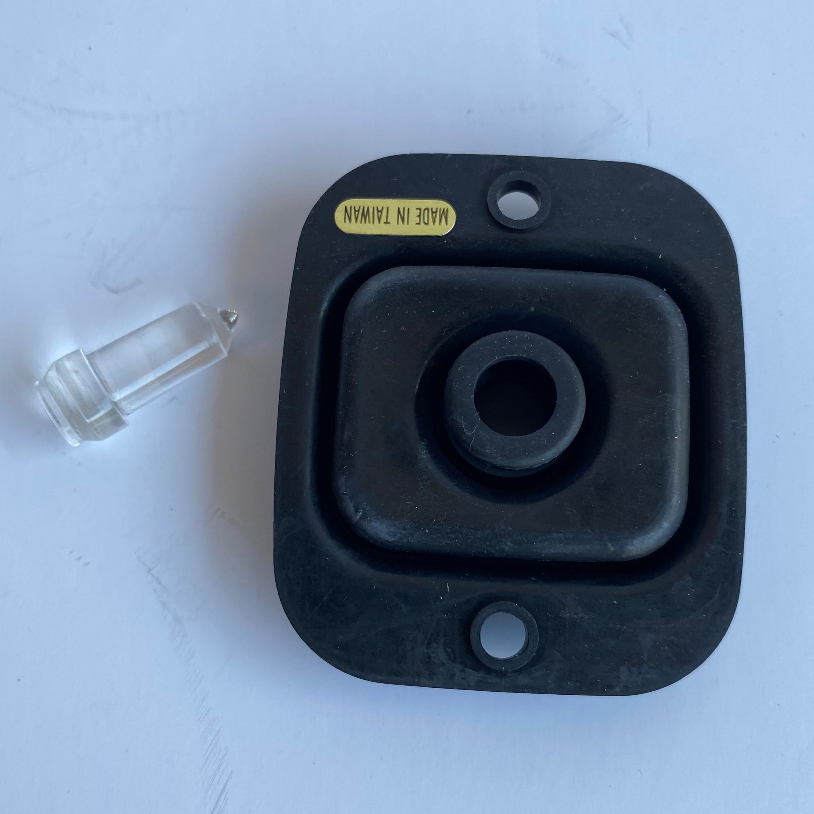 Joint couvercle maitre-cylindre frein avant Harley Davidson REF OEM 45005-96