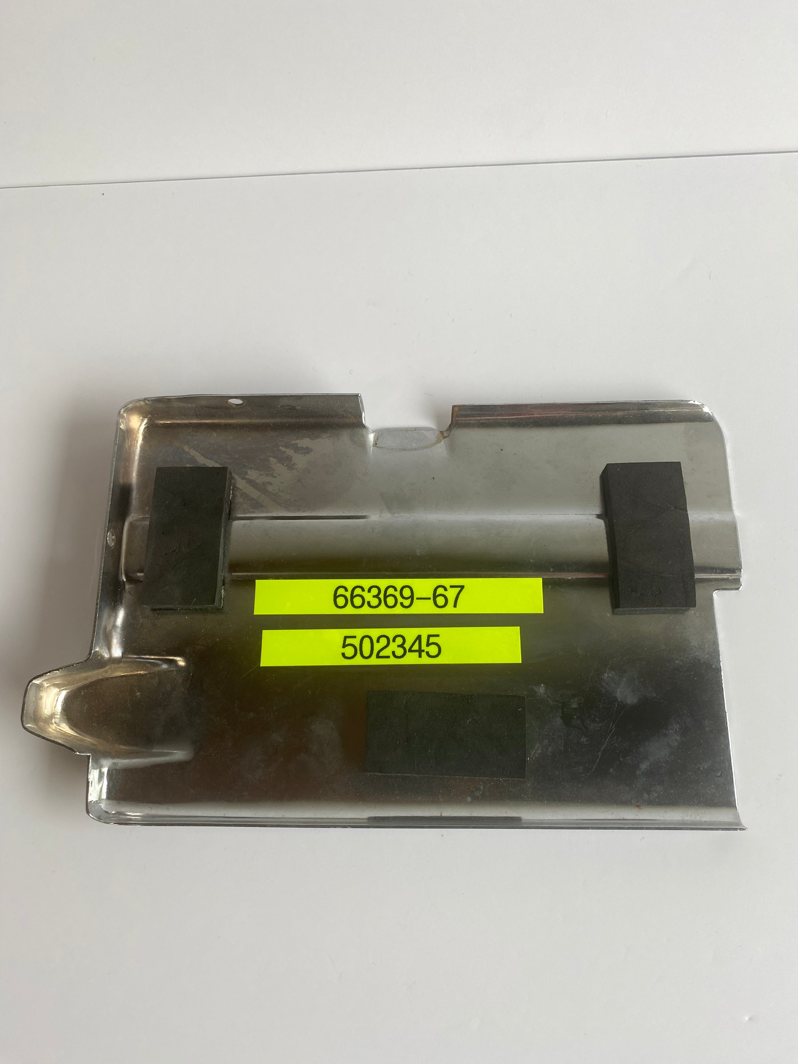 Cache batterie superieur chromé Harley Davidson REF OEM  : 66369-67