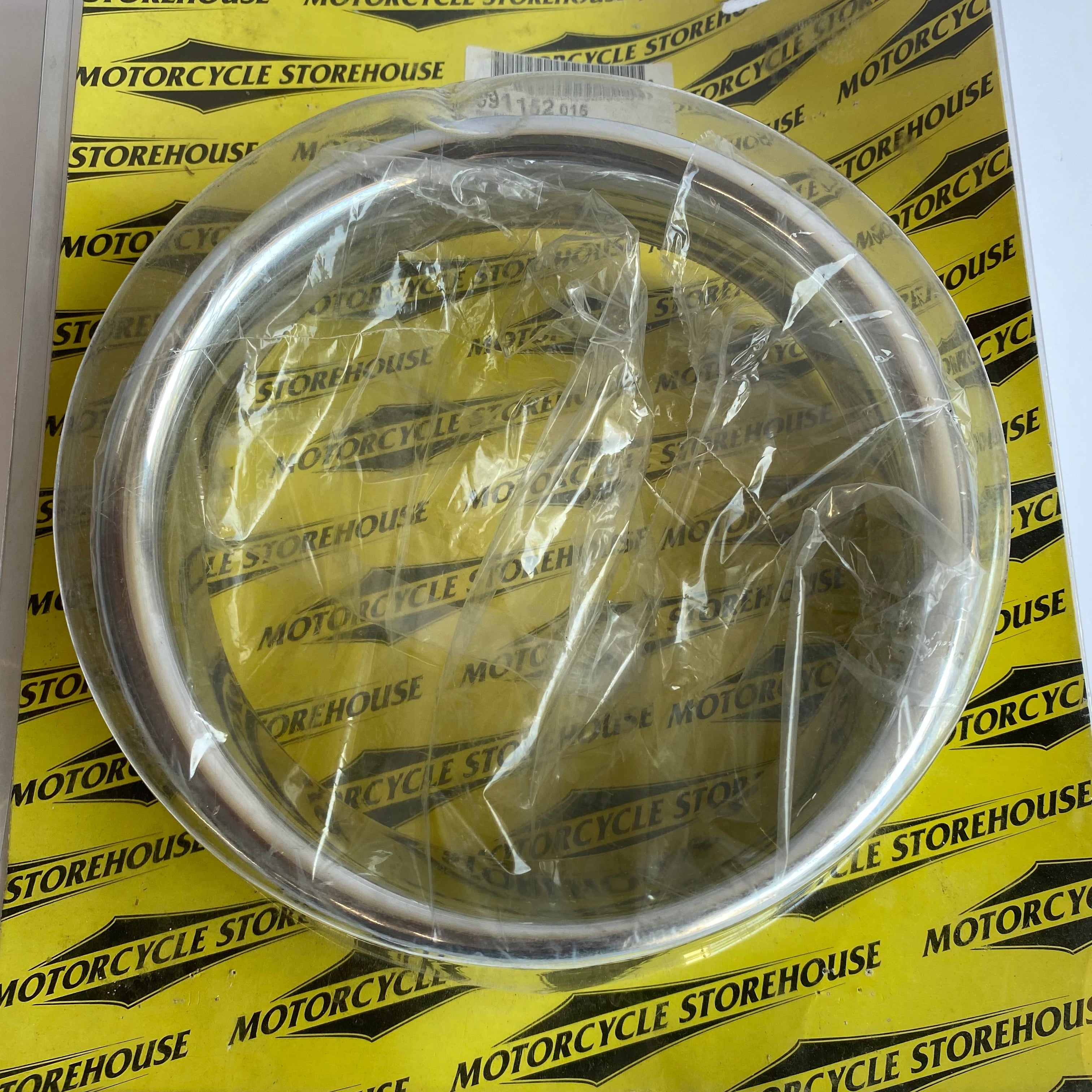 Cerclage phare 7 pouces visière chromé Softail Harley Davidson REF MCS 991152