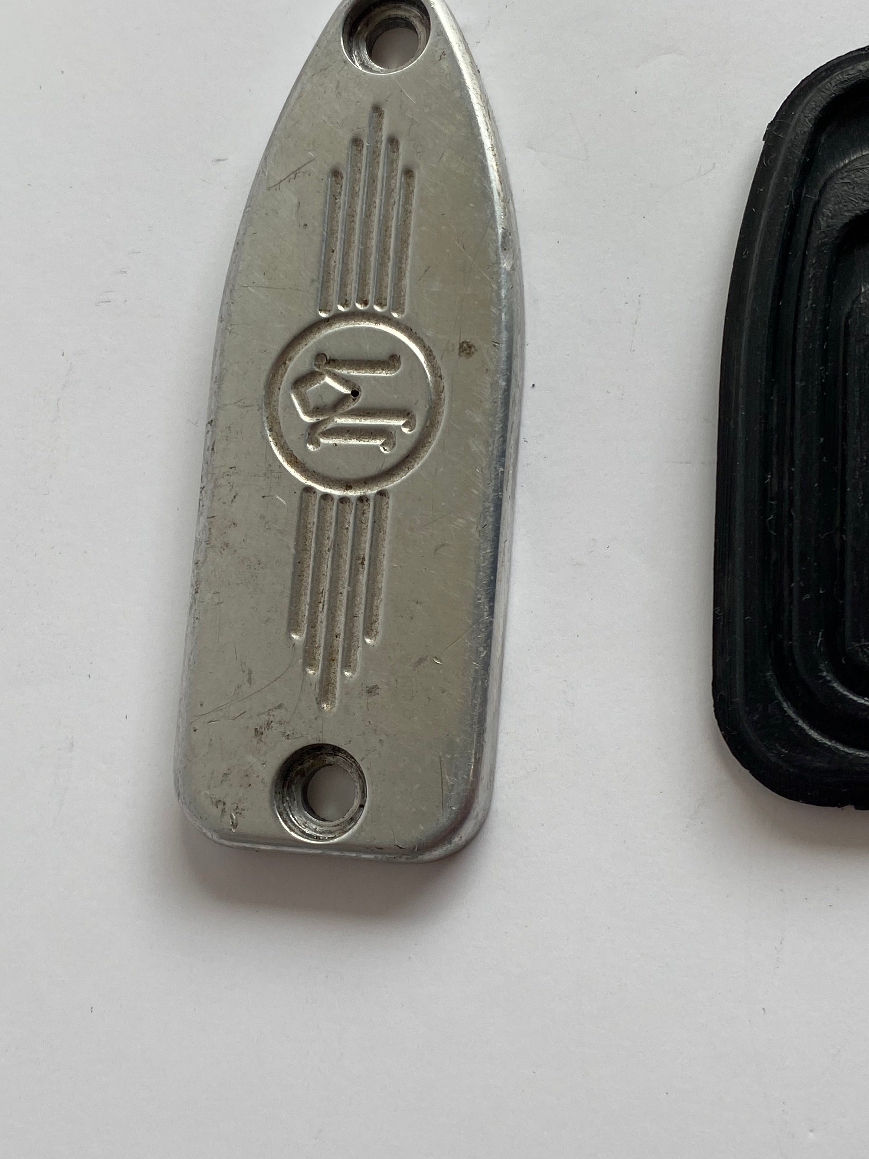 PM brake master cylinder cover polished aluminum contour Performance Machine