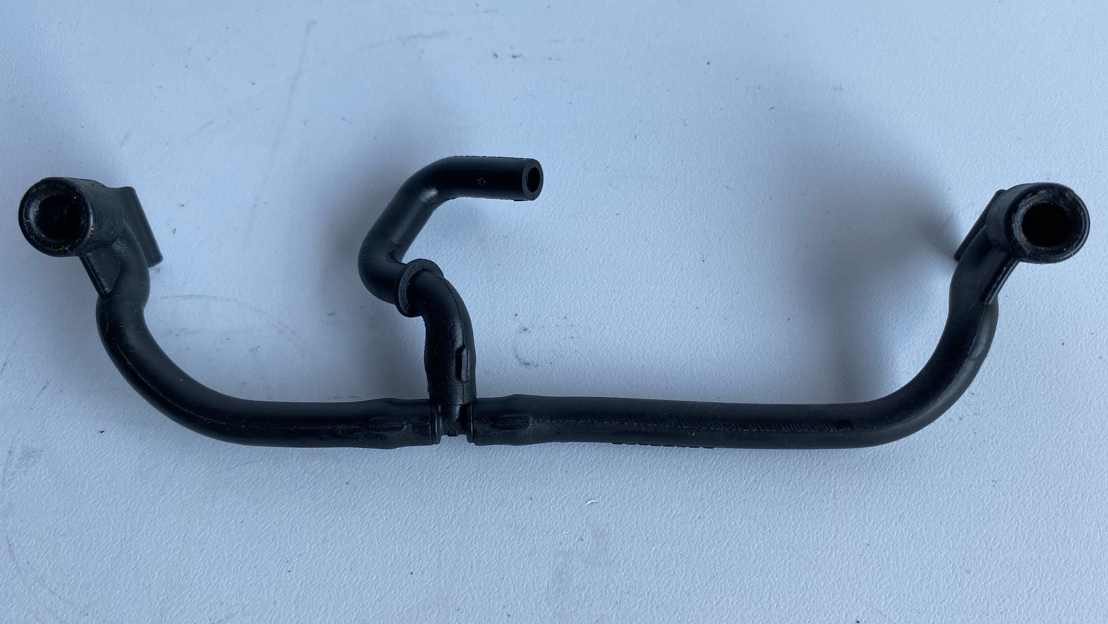 Durite reniflard filtre à air Softail M8 Harley Davidson REF OEM 29400249