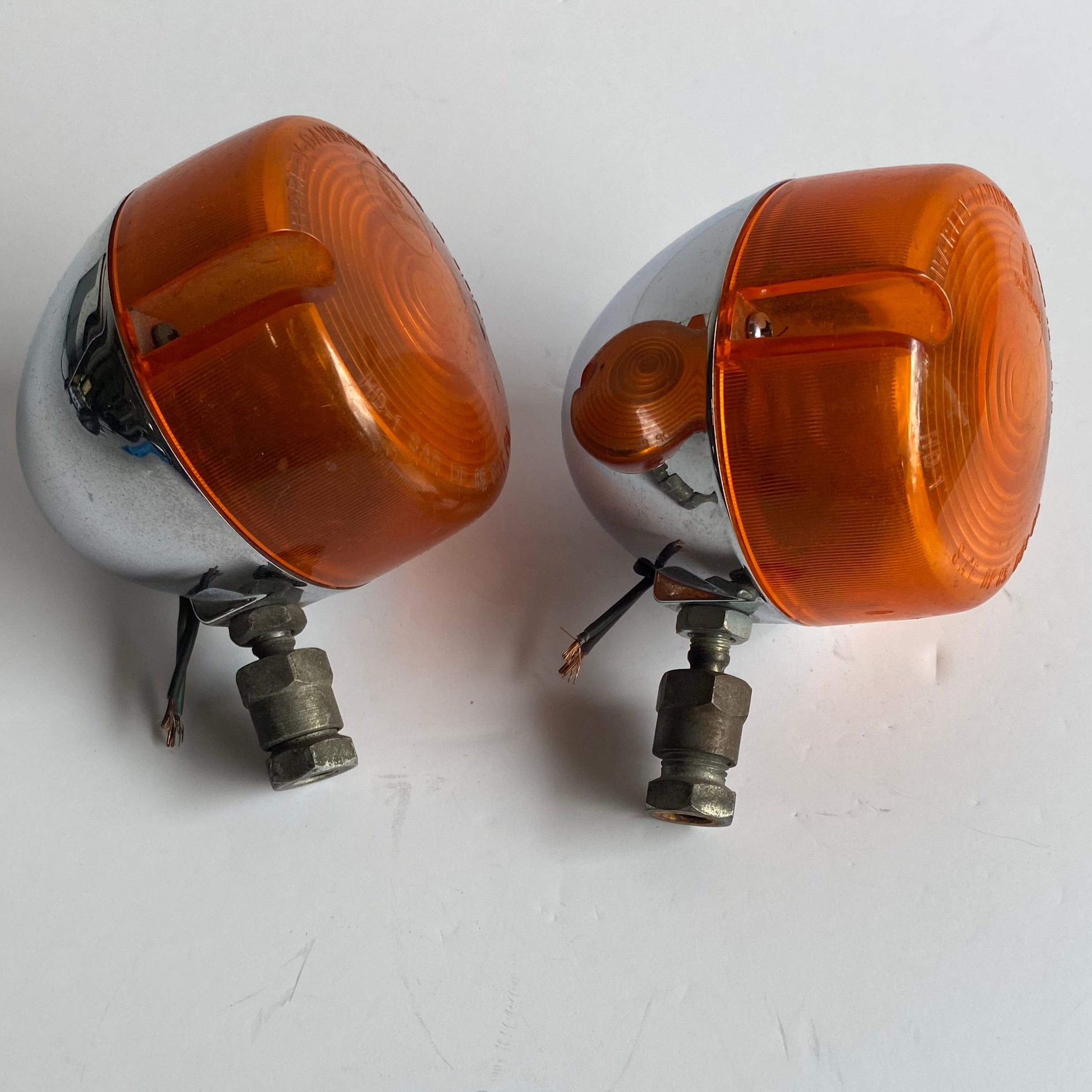 Harley Davidson Front Turn Signal Set OEM REF: 68408-86D