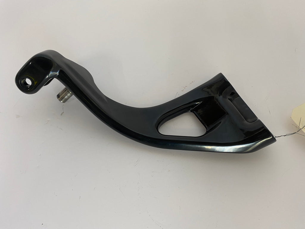Support cale pied droit Softail M8 Harley Davidson REF OEM 50500601