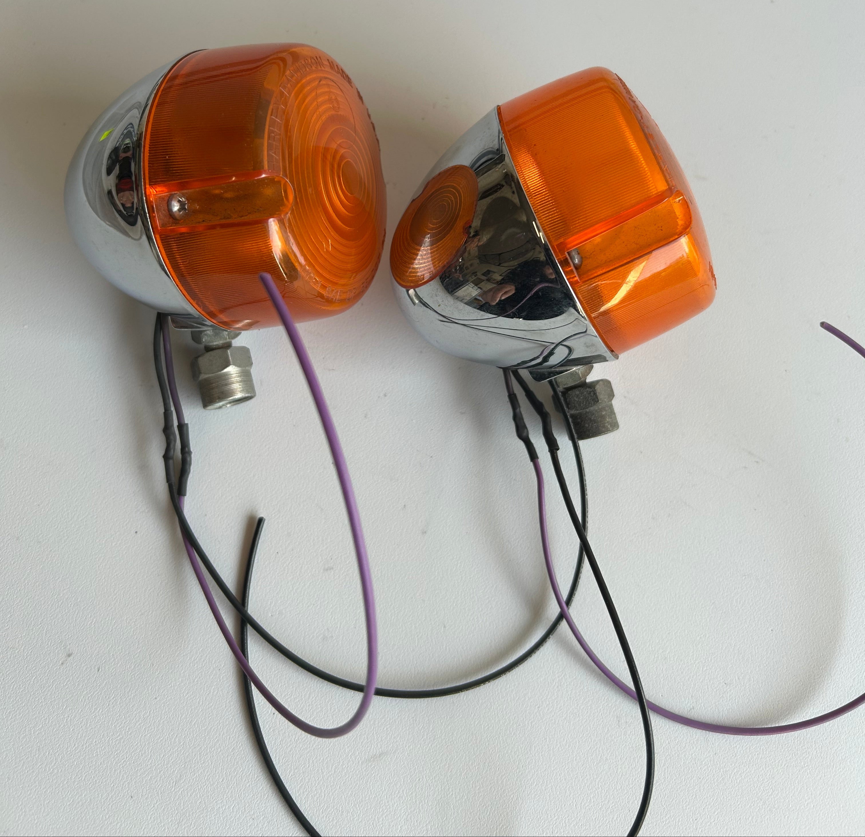 Harley Davidson Front Turn Signal Set OEM REF: 68408-86D