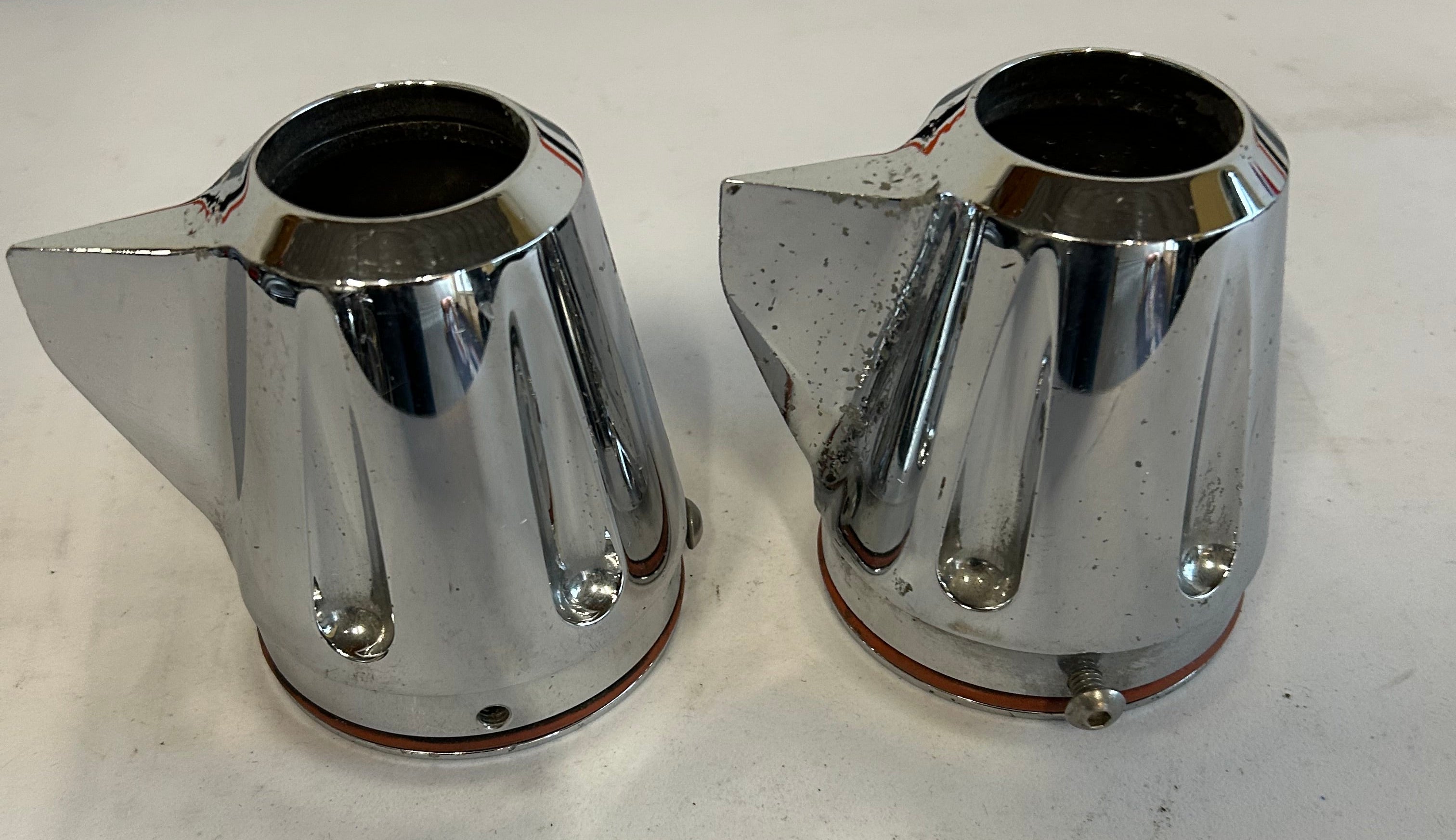 Embouts d'échappement aileron Touring Harley Davidson diamètre emboitement : 85mm