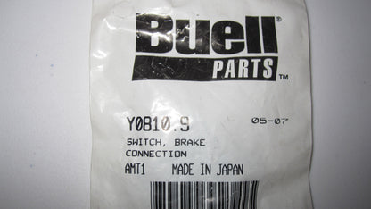 Contacteur de stop avant Buell REF OEM : Y0810.9