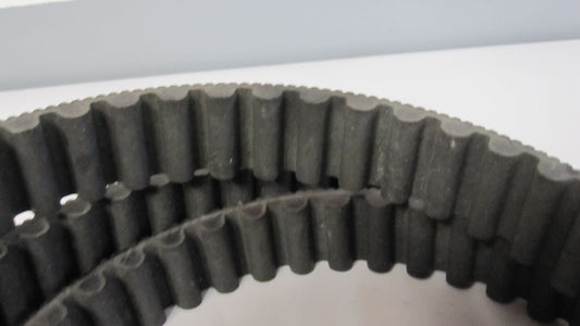 Courroie secondaire 136 dents  Harley Davidson REF OEM : 40570-04B