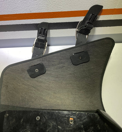 Sacoche latérale Sportster Harley Davidson REF OEM : 90201326A